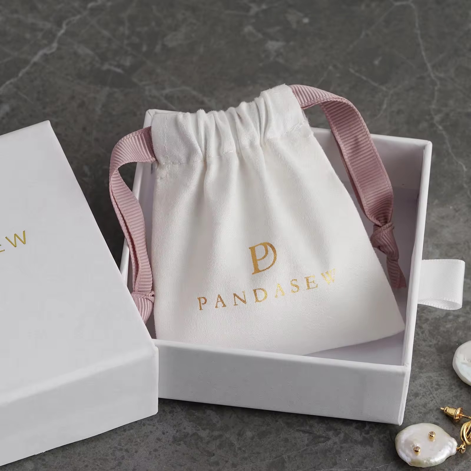 Sac à bijoux en daim de luxe a - Luxury Bags Logo avis et prix